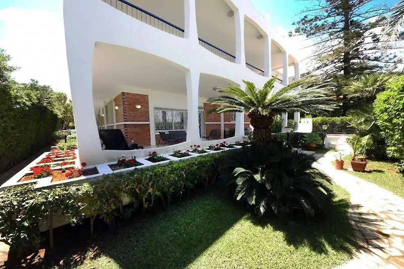 Villa Azzurra Beachfront Mondello - Palermo 0*,