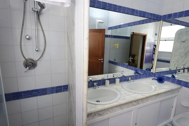 Holiday home Villa Azzurra Beachfront Mondello - Palermo
